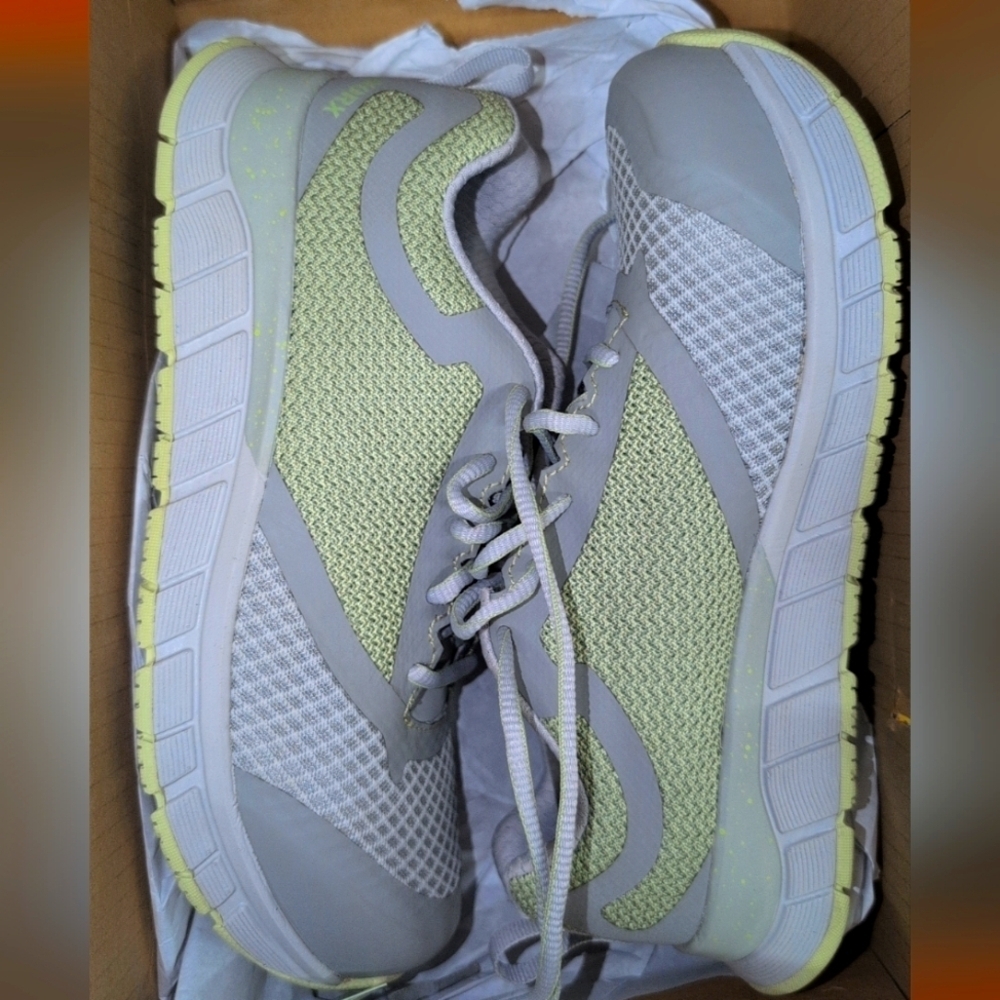 Worx By Red Wings Gray and Green Shoes Women's Size 6